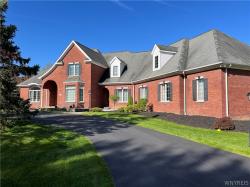 5176 Willowbrook Drive W Clarence, NY 14031