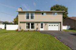 7833 Marina Drive Cicero, NY 13030