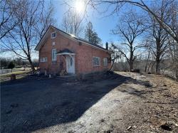 1684 Turnpike Road Throop, NY 13021