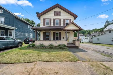 10 Sisson Street Lyons, NY 14489