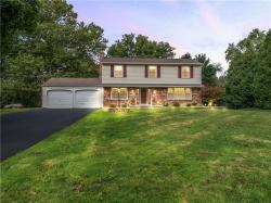 89 Wheatstone Cir Perinton, NY 14450