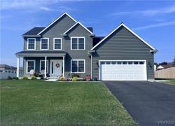 28 Deepwood Place Lancaster, NY 14086