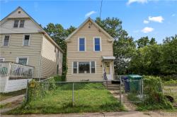 1657 Ontario Avenue Niagara Falls, NY 14305