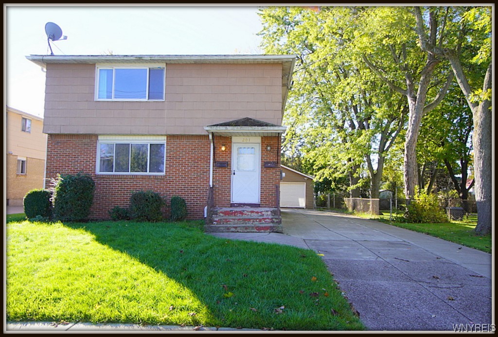 MLS B1572516 201 Meadowlawn Road Cheektowaga, NY 14225