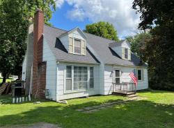 86 Clifton Street Phelps, NY 14532