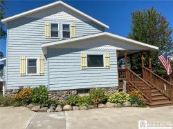 960 Douglas Place Hanover, NY 14081