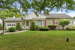 106 Kenwick Drive Syracuse, NY 13208