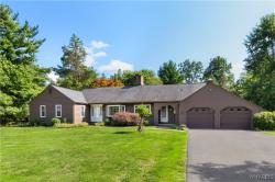 138 Stonehenge Drive Orchard Park, NY 14127