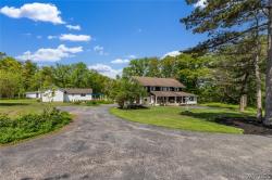 5401 Old Lake Shore Road Hamburg, NY 14085