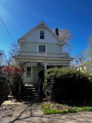 2209 Cleveland Avenue Niagara Falls, NY 14305