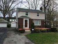 715 Woodland Pl, Niagara Falls, NY 14305