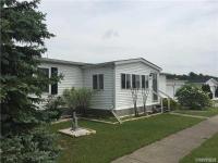 155 Golden Pond Est, Newstead, NY 14001