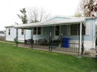 311 Applewood Drive, Lockport Town, NY 14094