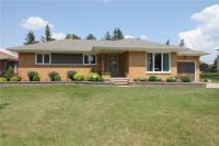 100 Ashford Place, Lancaster, NY 14043