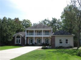 207 Forest Creek Lane, Grand Island, NY 14072