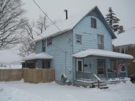 10 Fruit Street, Perry, NY 14530