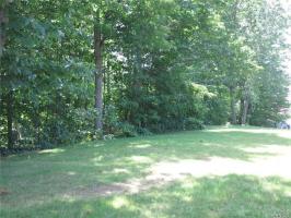 335 Deerwood Lane, Grand Island, NY 14072