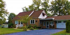 17 Columbia Avenue, Lancaster, NY 14043