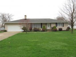 2347 Long Road, Grand Island, NY 14072