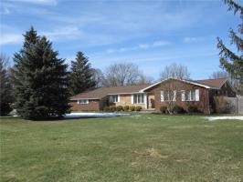 1045 Ransom Road, Grand Island, NY 14072
