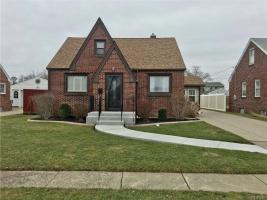 87 Kilbourne Road, Cheektowaga, NY 14225