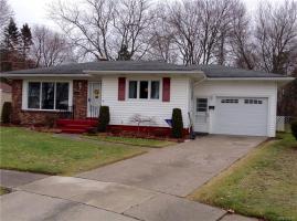 126 Bridlewood Drive, Lockport City, NY 14094