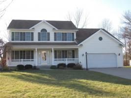 44 Pellamwood Court, Grand Island, NY 14072