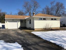 9810 Moschel Court, Niagara Falls, NY 14304