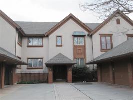 182 Castlebrook Lane, Amherst, NY 14221