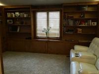 715 Woodland Pl, Niagara Falls, NY 14305