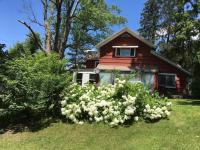 7687 North Main St, Springwater, NY 14560