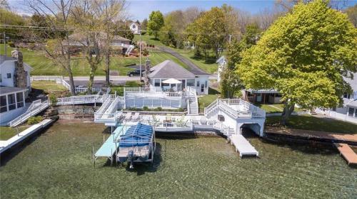 Waterfront Homes For Sale In Canandaigua Ny