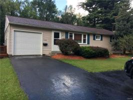 115 Barclay Road, Salina, NY 13090