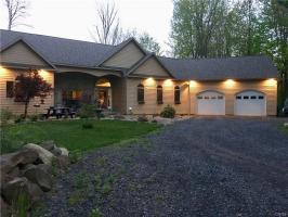16348 Ontario Shores Drive, Sterling, NY 13156