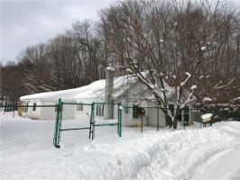 11 Hickory Grove, Granby, NY 13069