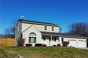 81 South Pollard Drive, Fulton, NY 13069