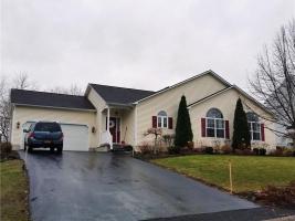 39 Ronway Drive, Lysander, NY 13027