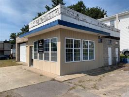 105 West Bridge Street, Oswego City, NY 13126