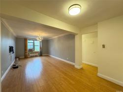 102-32 65Th Ave A54 Forest Hills, NY 11375
