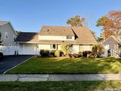 57 Brittle Lane Hicksville, NY 11801