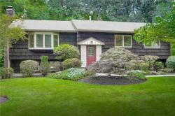 6 Potter Lane Airmont, NY 10901