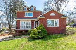 2 Avalon Road Great Neck, NY 11021