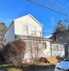 31 W 2Nd Street Patchogue, NY 11772
