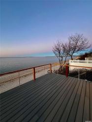 23A Oakhurst Hampton Bays, NY 11946