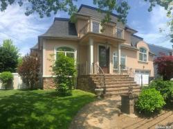 552 Redwood Drive Cedarhurst, NY 11516