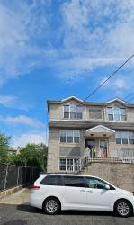 29 Marisa Court Staten Island, NY 10314