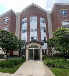 38 Knightsbridge Road 3G Great Neck, NY 11021