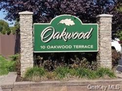 10 Oakwood Terrace 18 New Windsor, NY 12553