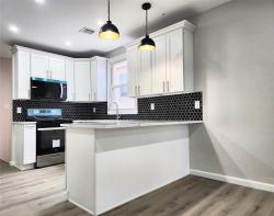24 Wayne Street Staten Island, NY 10310
