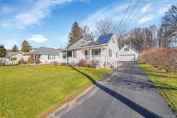 15 Rose Place Woodbury Town, NY 10917